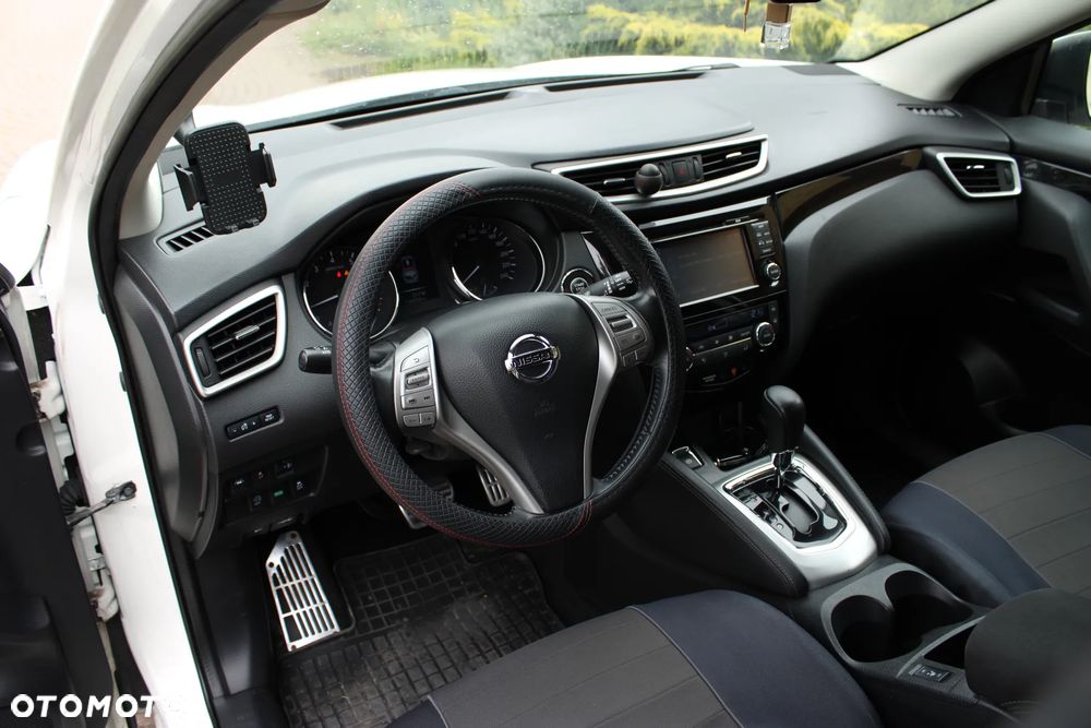 Nissan Qashqai 1.2 DIG-T N-Connecta Xtronic - 15