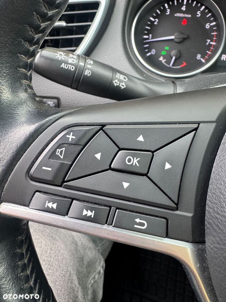 Nissan Qashqai - 33