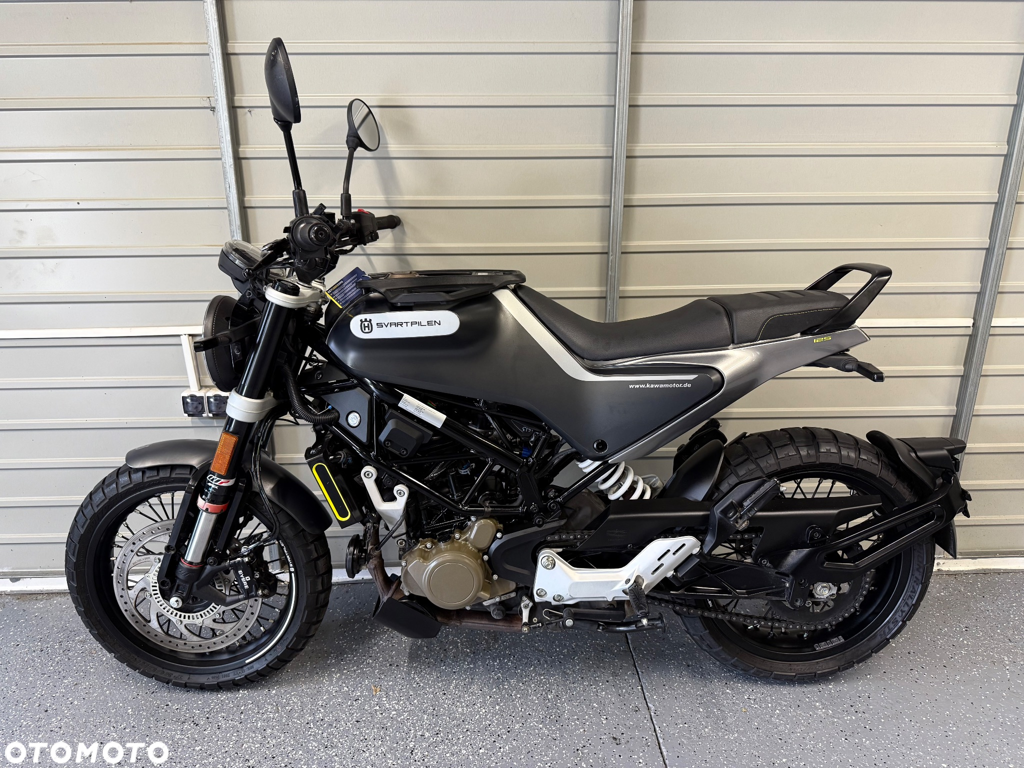 Husqvarna Svartpilen - 8