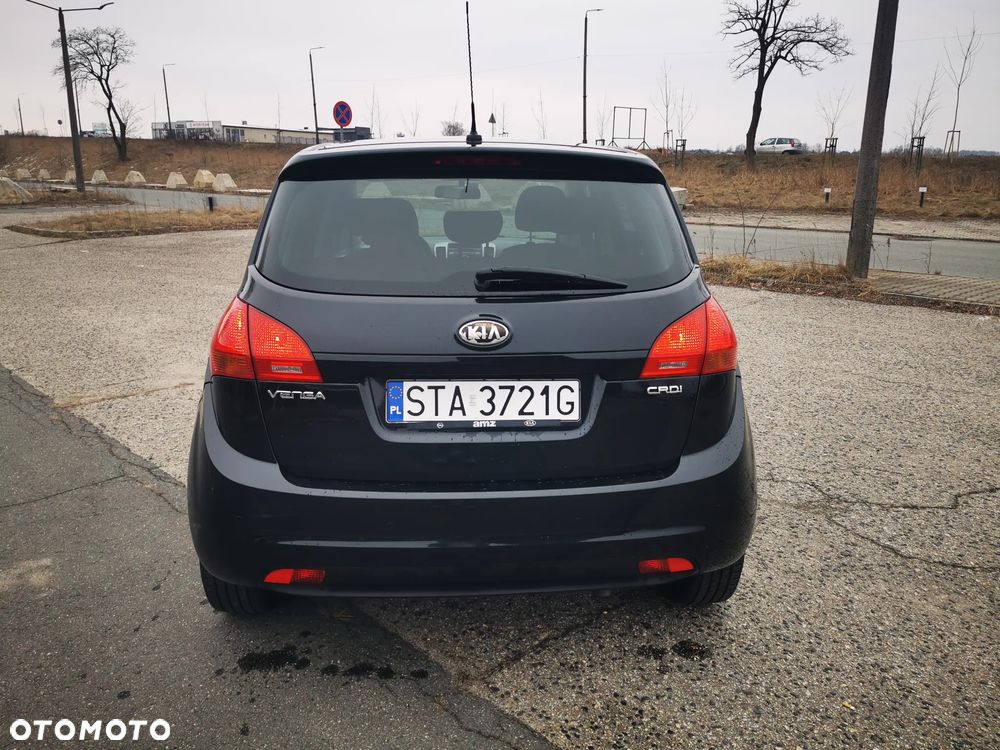 Kia Venga 1.6 CRDi 128 Business Line - 8