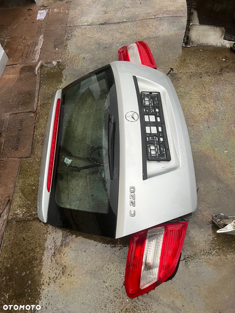 Mercedes w204 przód kompletny maska grill gril lampy lusterko c775 błotnik przedni prawy lewy przód zbiorniczek spryskiwaczy zderzak przedni pdc klapa bagażnika zderzak tył tylni lampa tył tylnią pas przedni kompletny z chłodnicami belka w204 c klasa próg zamek drzwi - 19