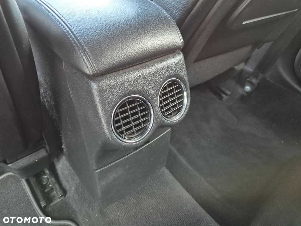 Peugeot 308 - 19