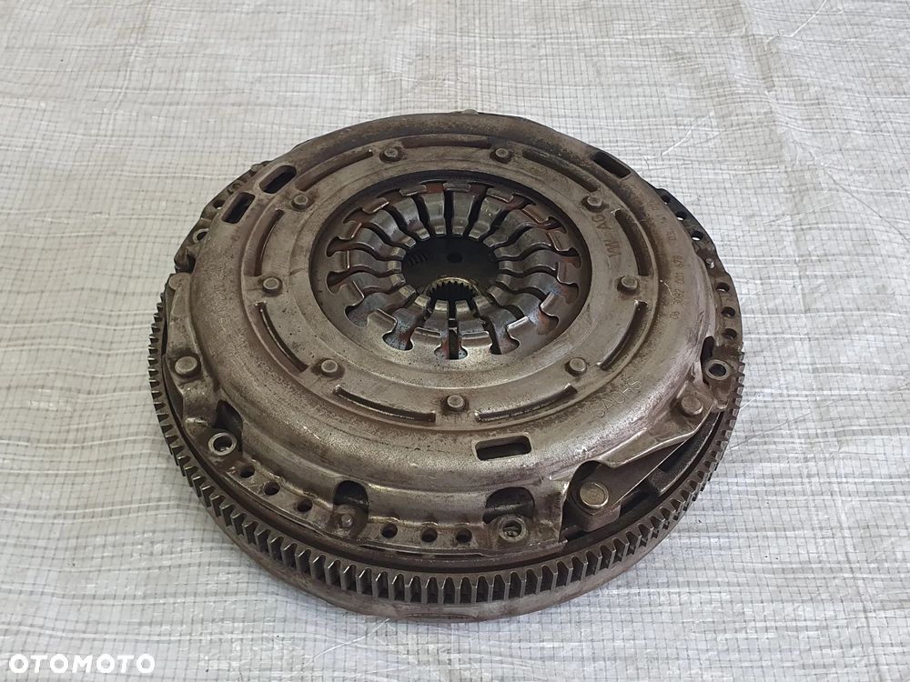 Sprzęgło dwumasowe do VW TIGUAN (5N) 2.0 TDI 110KM/81KW - 1