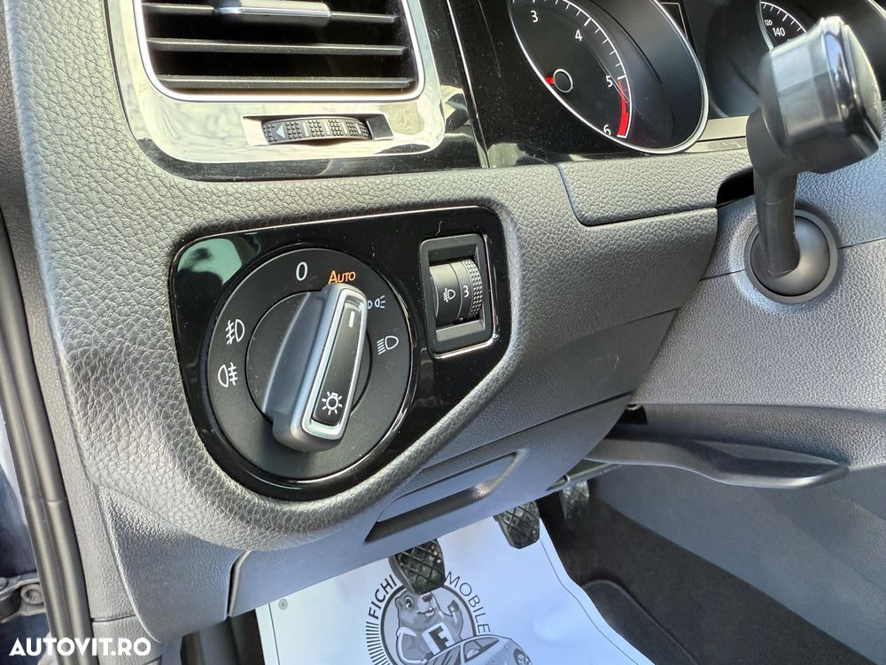 Volkswagen Golf 1.6 BlueTDI Cup - 14