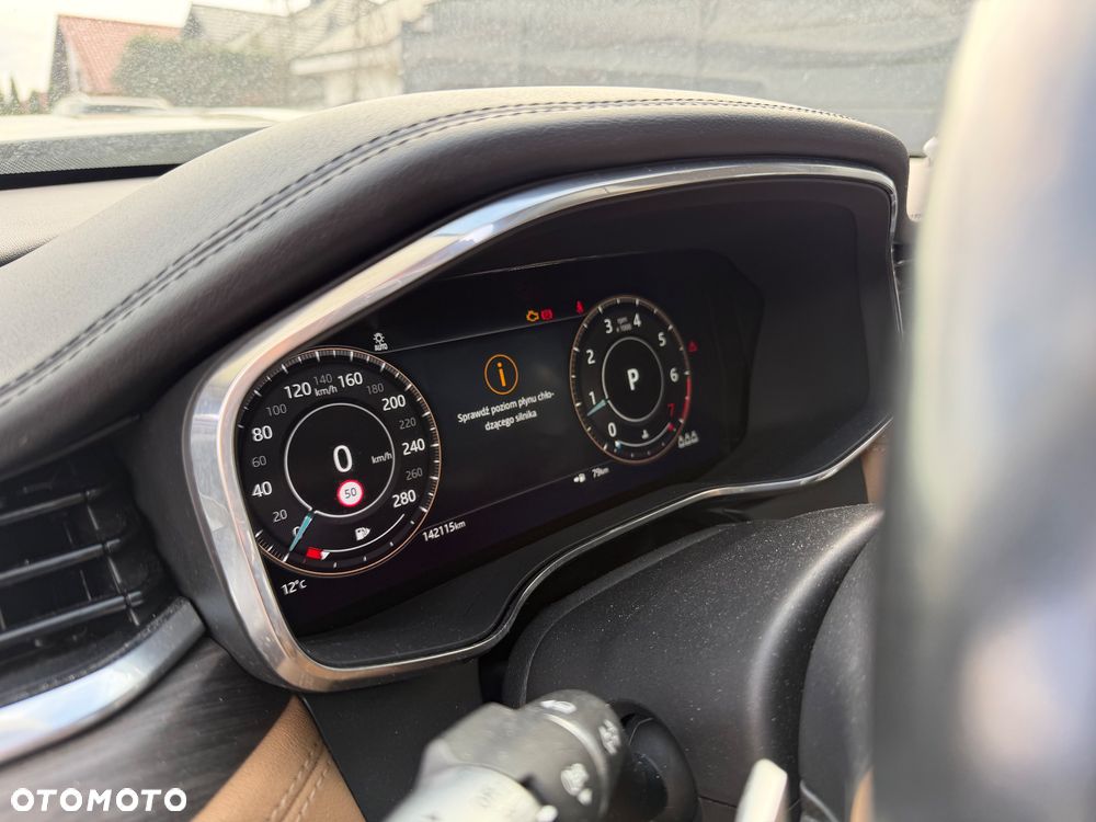 Jaguar XF P250 HSE - 37