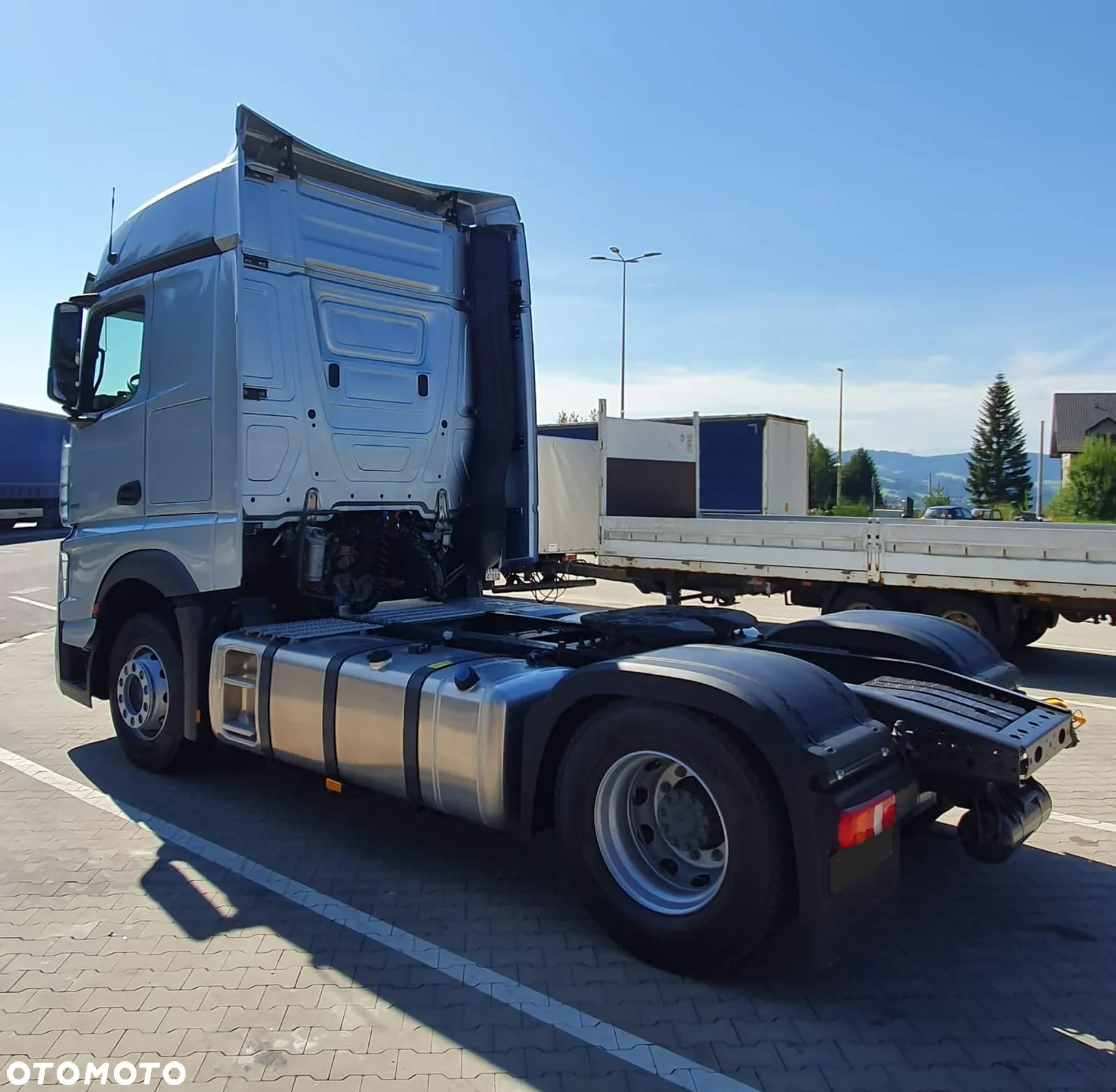 Mercedes-Benz ACTROS L - 7