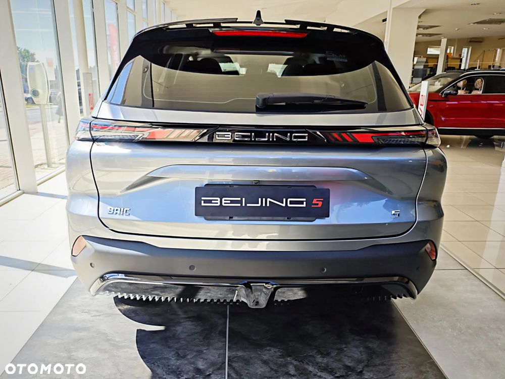BAIC 5 1.5T Comfort DCT - 6