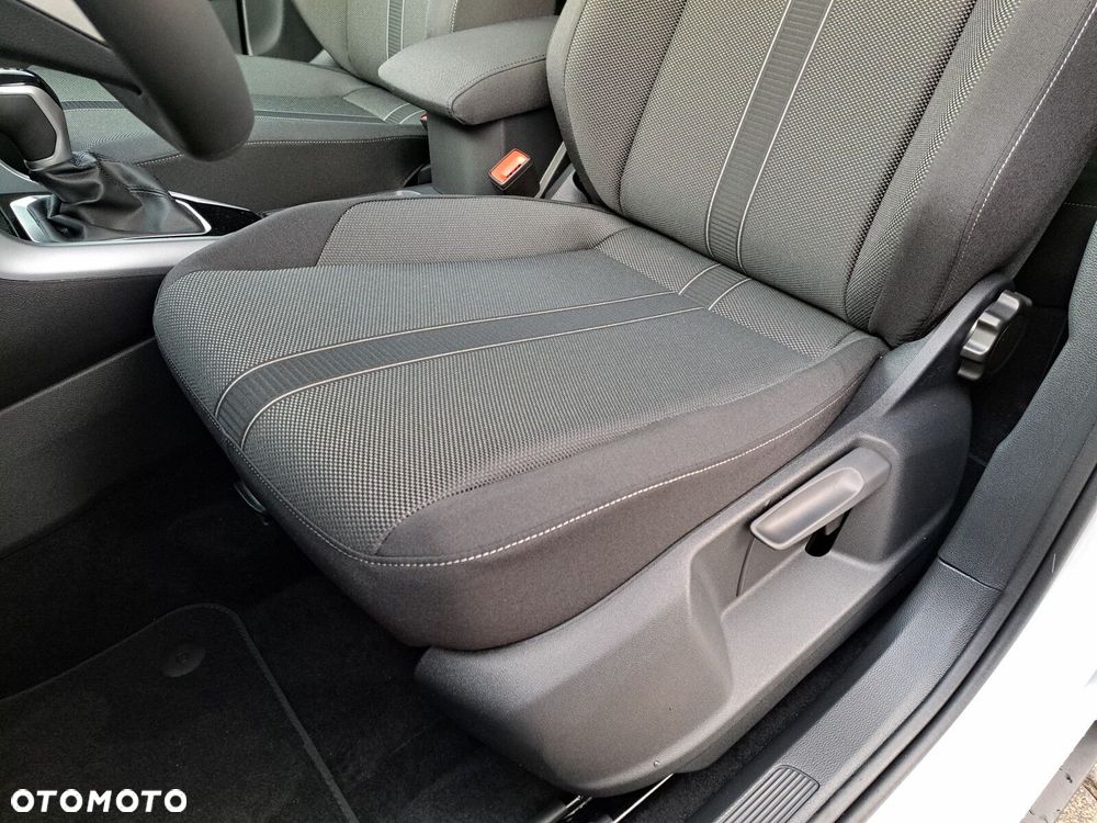 Volkswagen T-Roc 1.5 TSI Life Plus DSG - 17