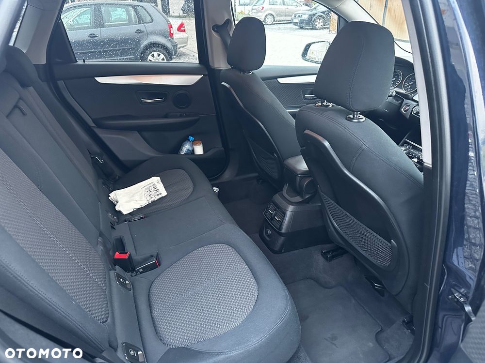 BMW Seria 2 218i - 17