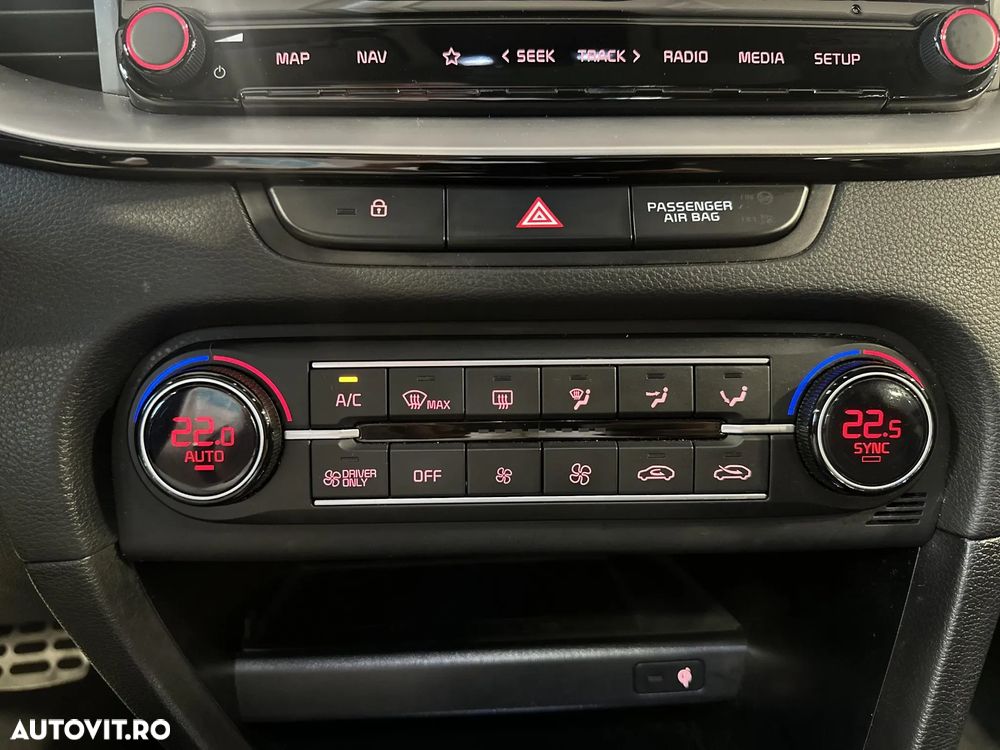 Kia XCeed - 17
