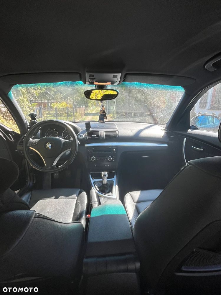 BMW Seria 1 118d - 10
