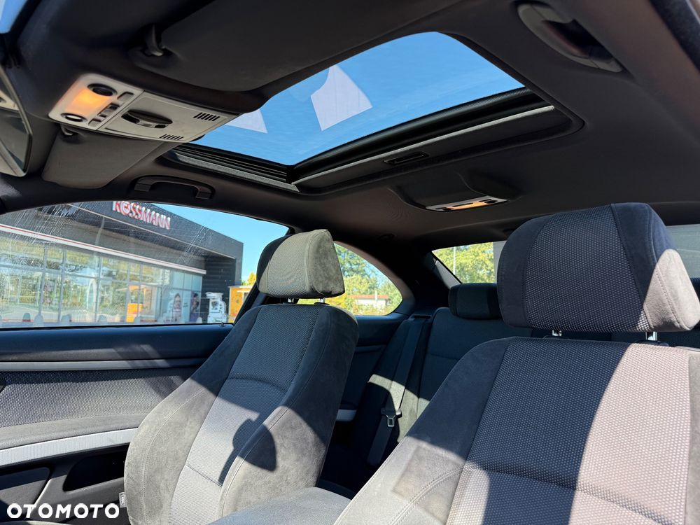 BMW Seria 3 320i - 21