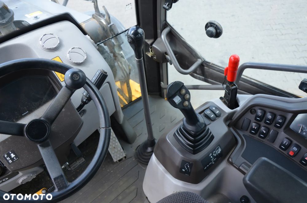 Volvo BL 71 B 2013r / 6086 mth / JOYSTICK / KLIMA / SZYBKOZŁĄCZE / DWUKIERUNKOWA INSTALACJA / 20" / 6964 - 15