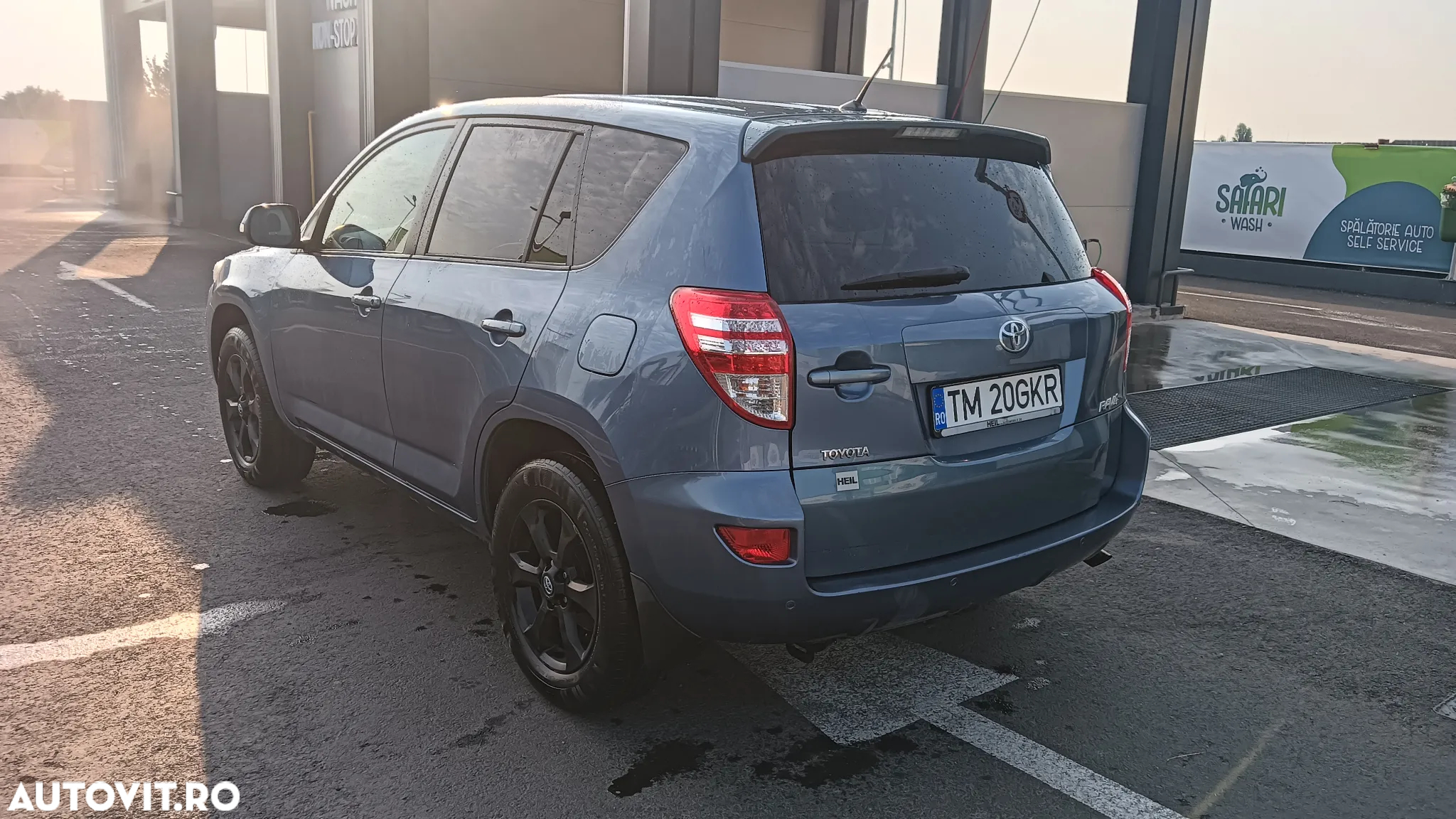 Toyota RAV4 2.2 D-4D 4x4 Comfort - 12
