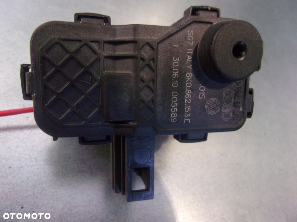 SILOWNIK KLAPKI PALIWA VW AUDI SEAT SKODA PORSCHE 8K0862153E - 2