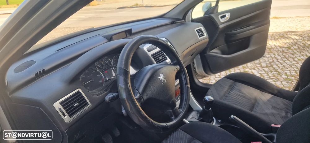 Peugeot 307 SW 1.6 HDi - 12
