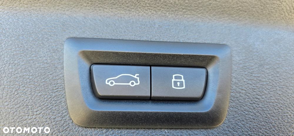 BMW X3 xDrive30i - 11