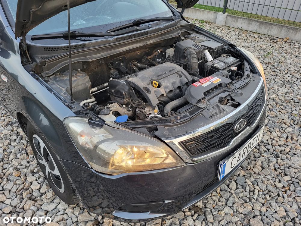 Kia Ceed 1.4 Comfort + - 12