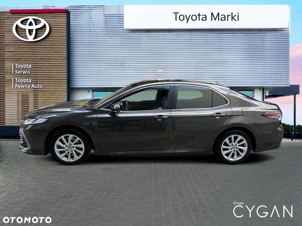 Toyota Camry 2.5 Hybrid Comfort CVT - 2