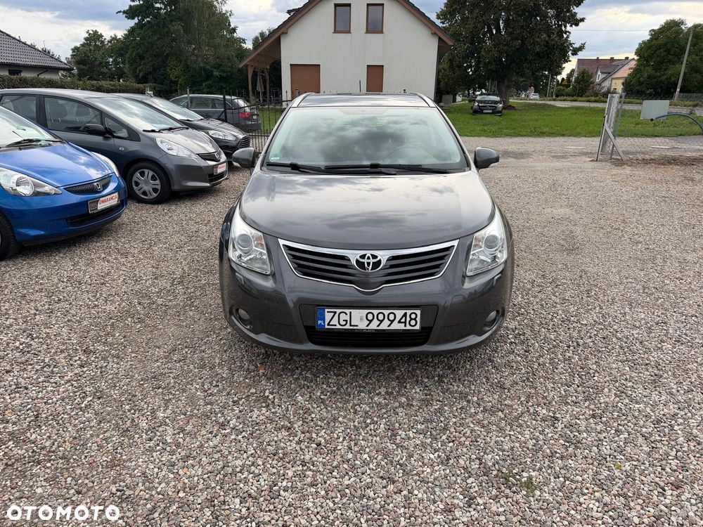 Toyota Avensis 2.2 D-4D Automatik Comfort - 4