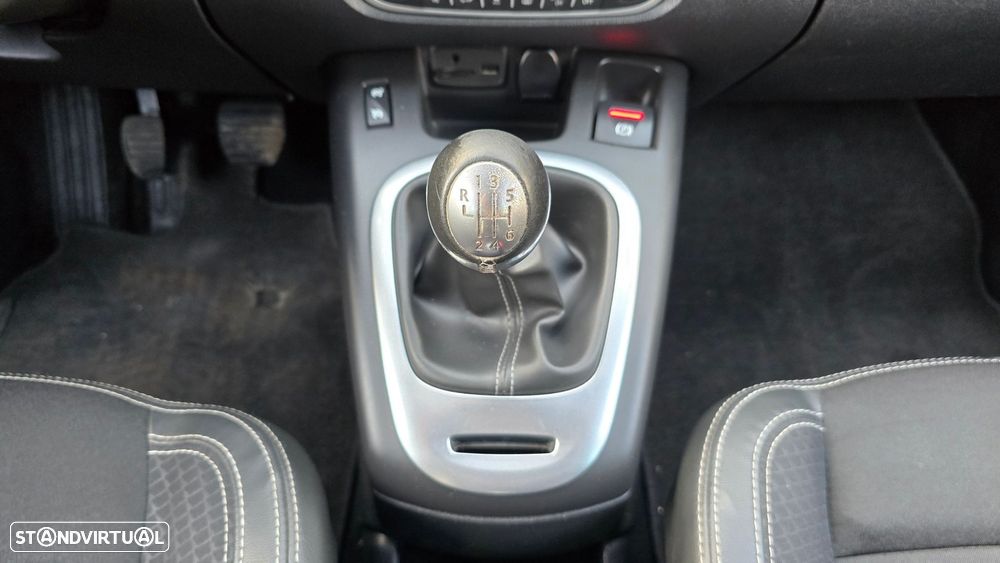 Renault Grand Scénic 1.5 dCi Bose Edition SS - 38