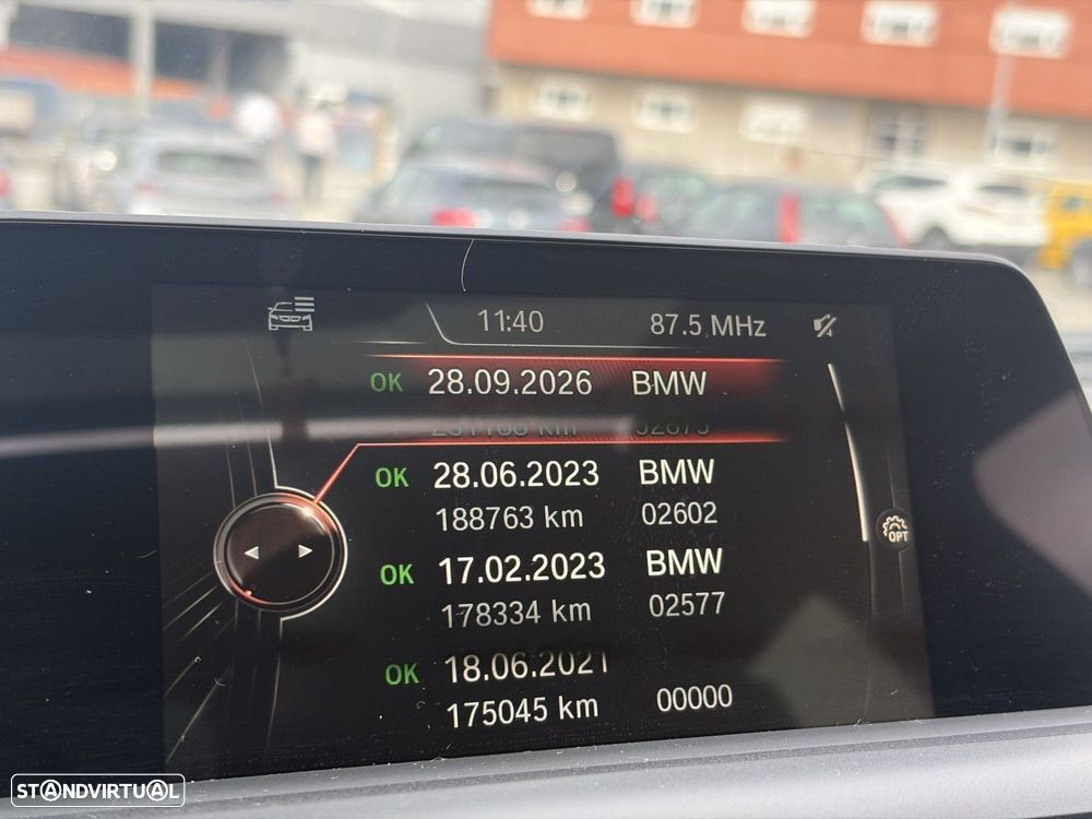 BMW 120 d Pack M Shadow Auto - 12