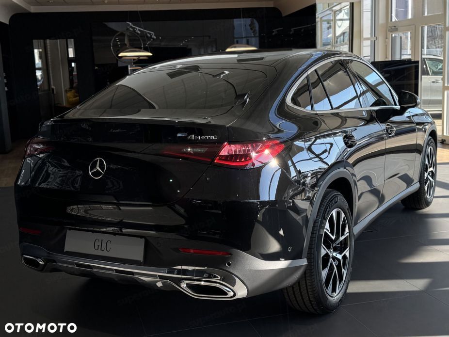 Mercedes-Benz GLC 220 d mHEV 4-Matic Avantgarde - 4