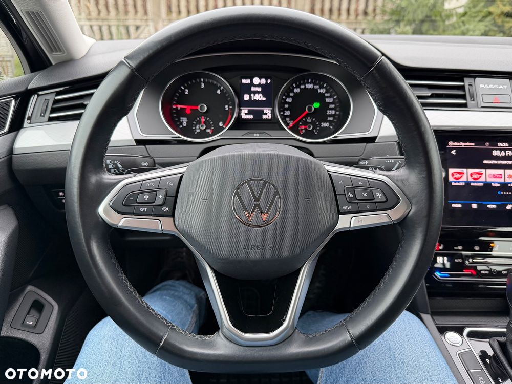 Volkswagen Passat 2.0 TDI EVO Business DSG - 25