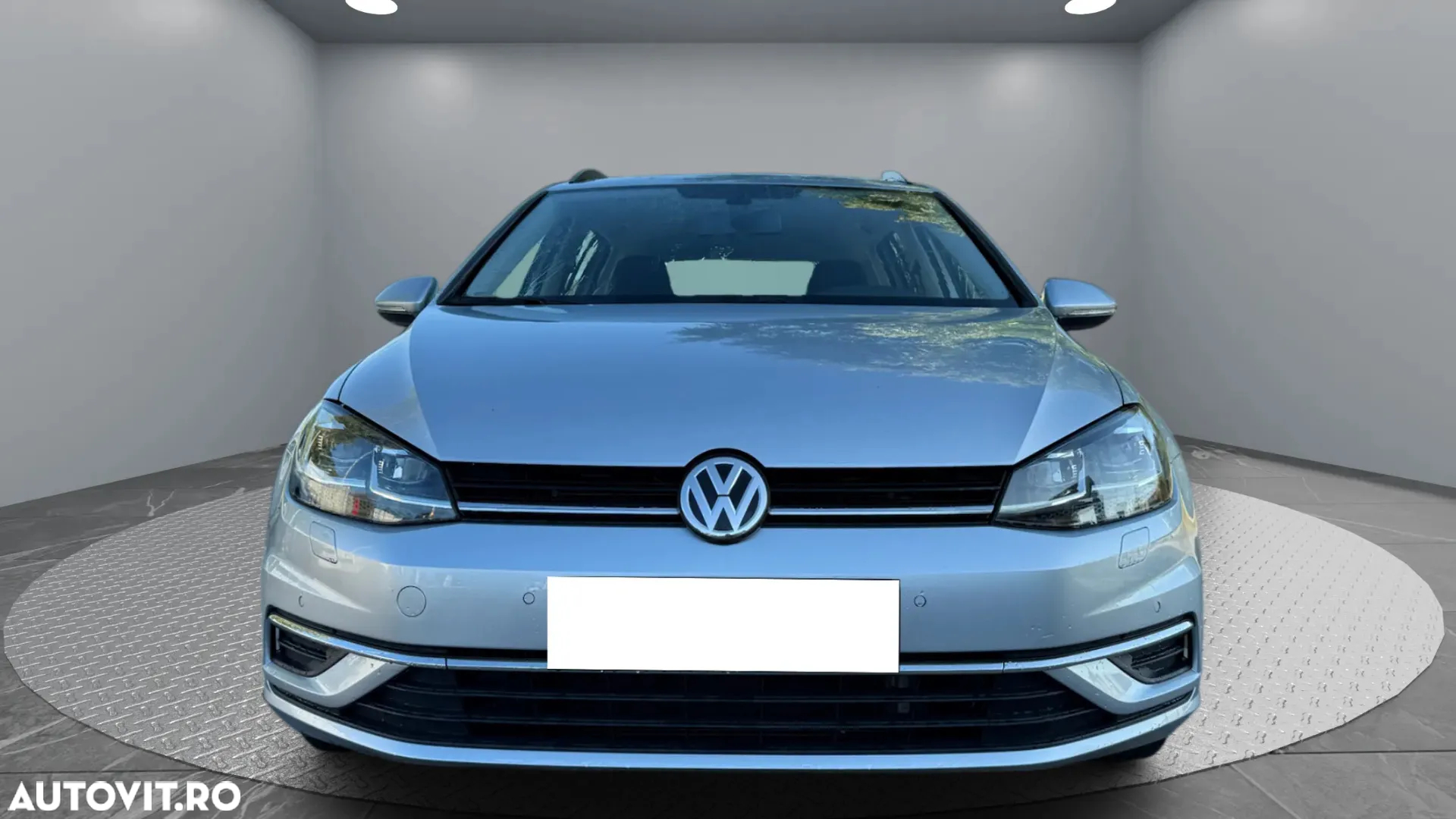 Volkswagen Golf 2.0 TDI DSG Comfortline - 3