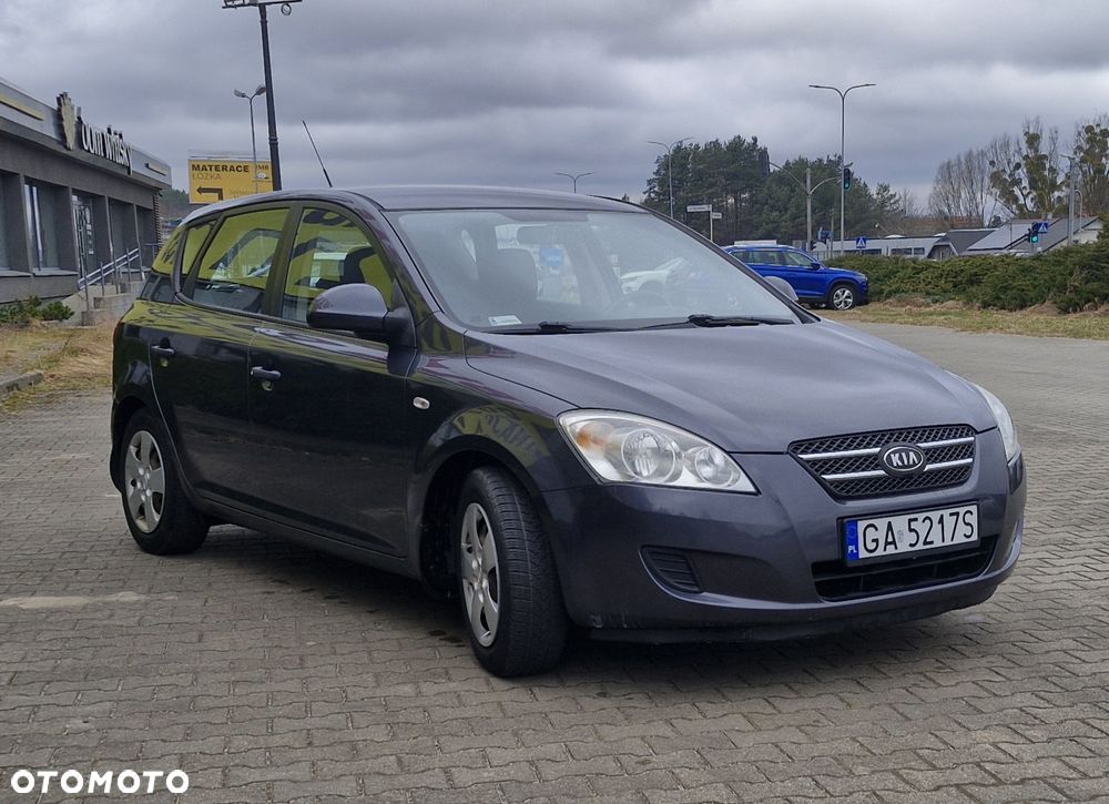 Kia Ceed - 2