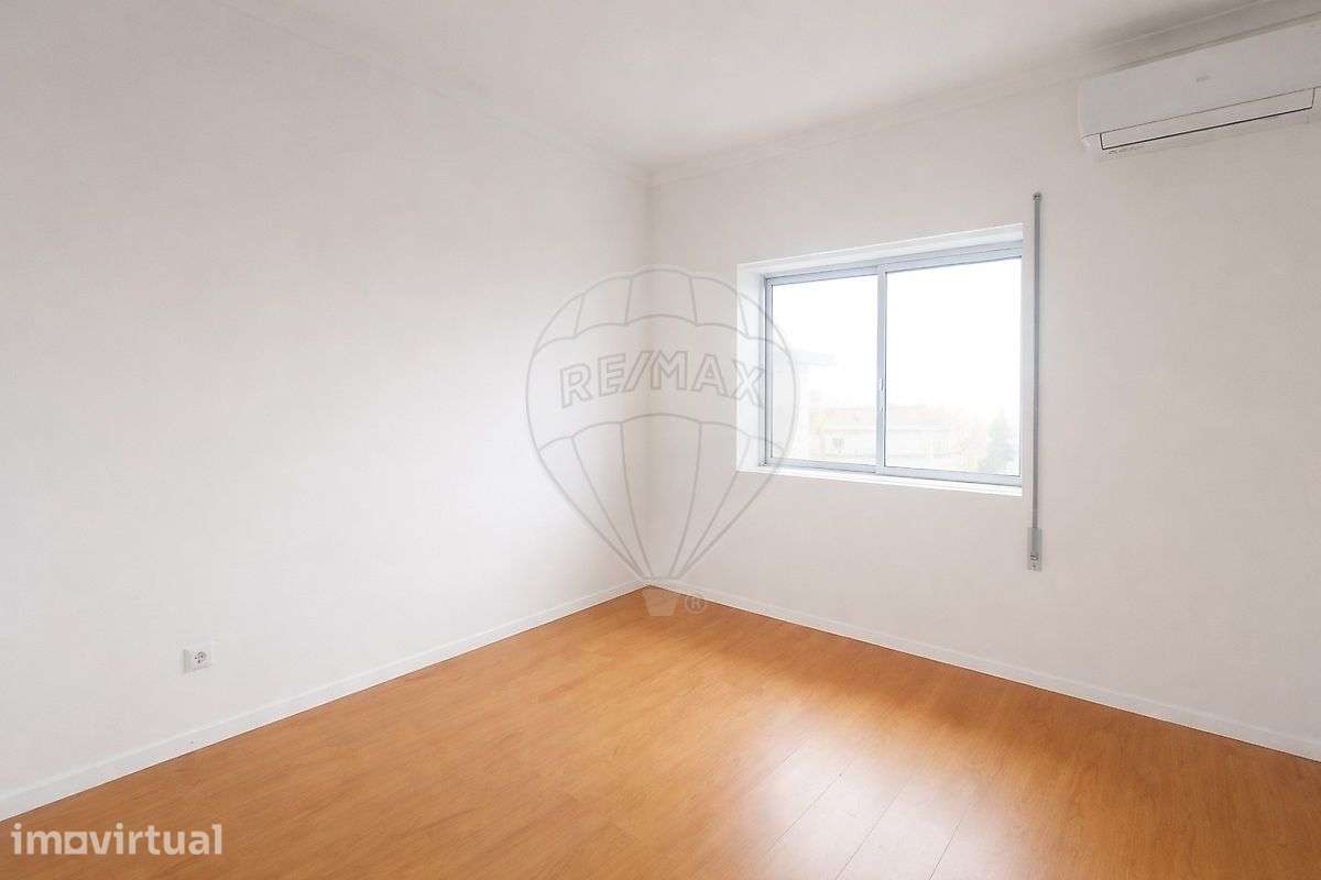 Apartamento T2 para arrendamento - Grande imagem: 4/9