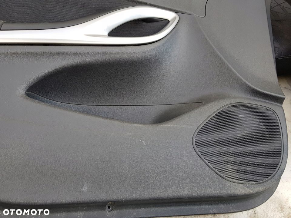tapicerka drzwi Opel Astra K HB - 6