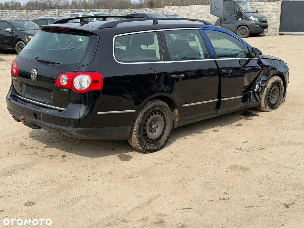 Volkswagen Passat 2.0 TDI Highline DSG - 10