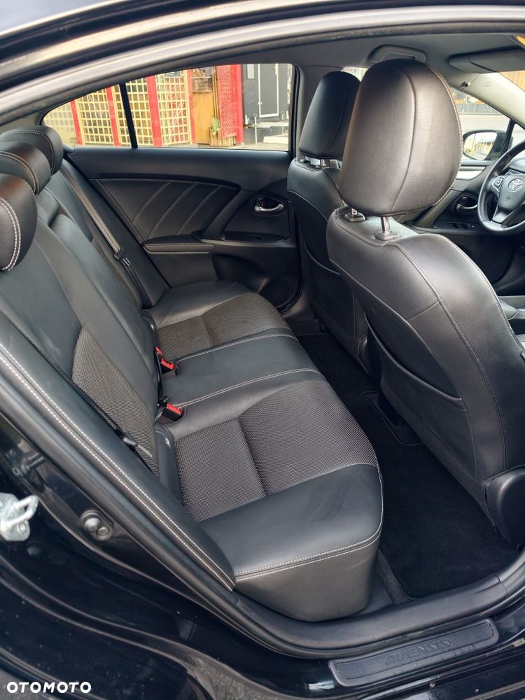 Toyota Avensis 2017 photo 4