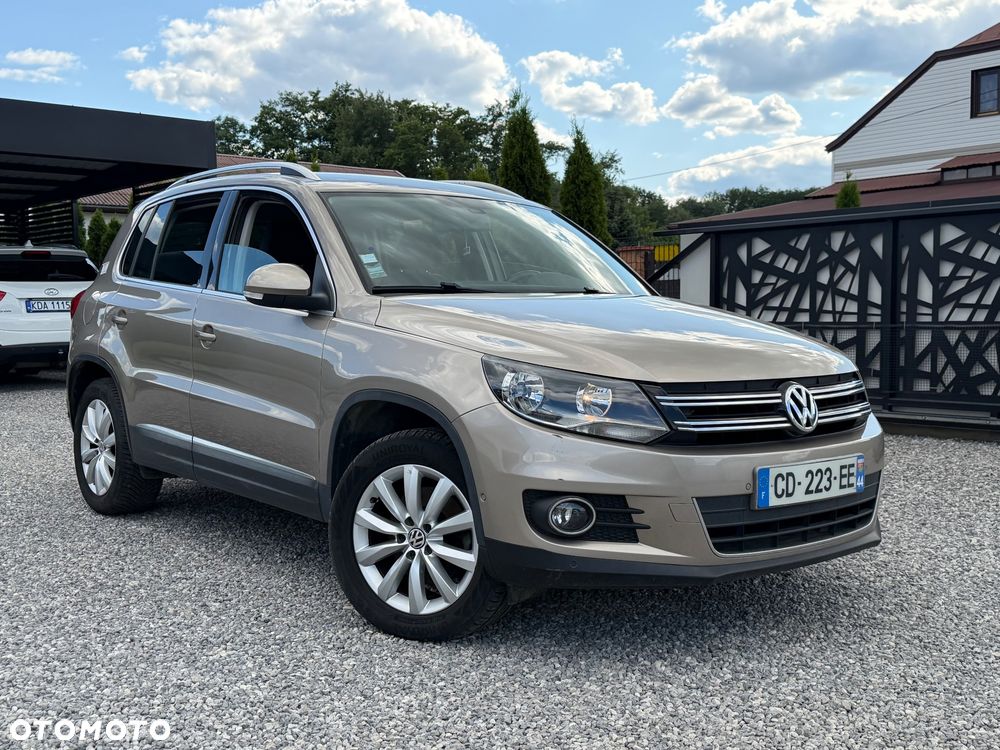 Volkswagen Tiguan 2.0 TDI DPF BlueMotion Technology Exclusive - 9