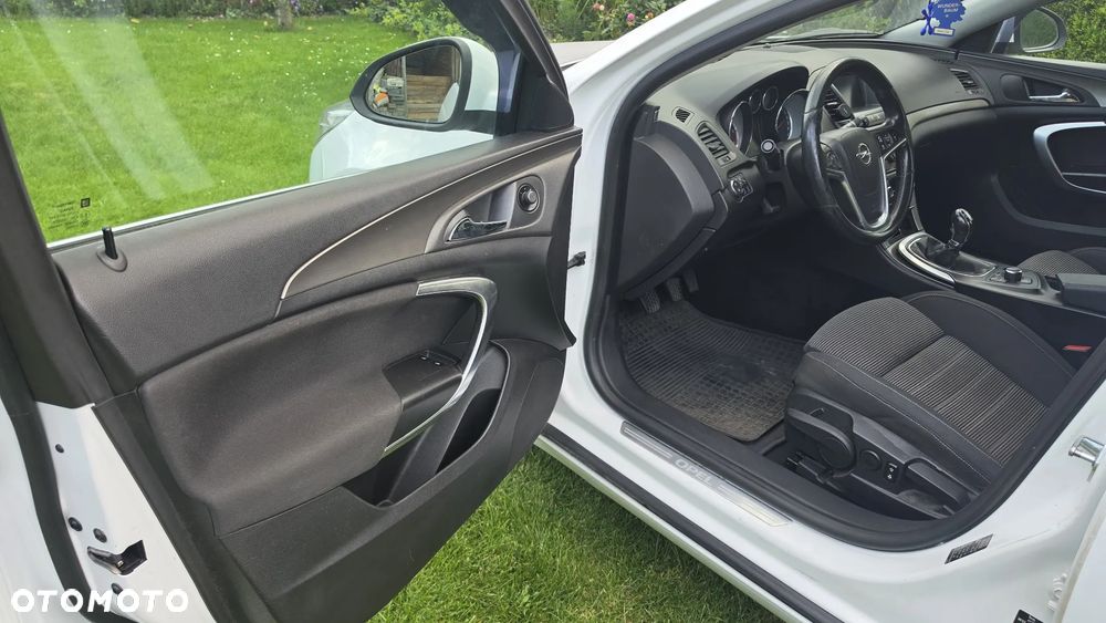 Opel Insignia - 22