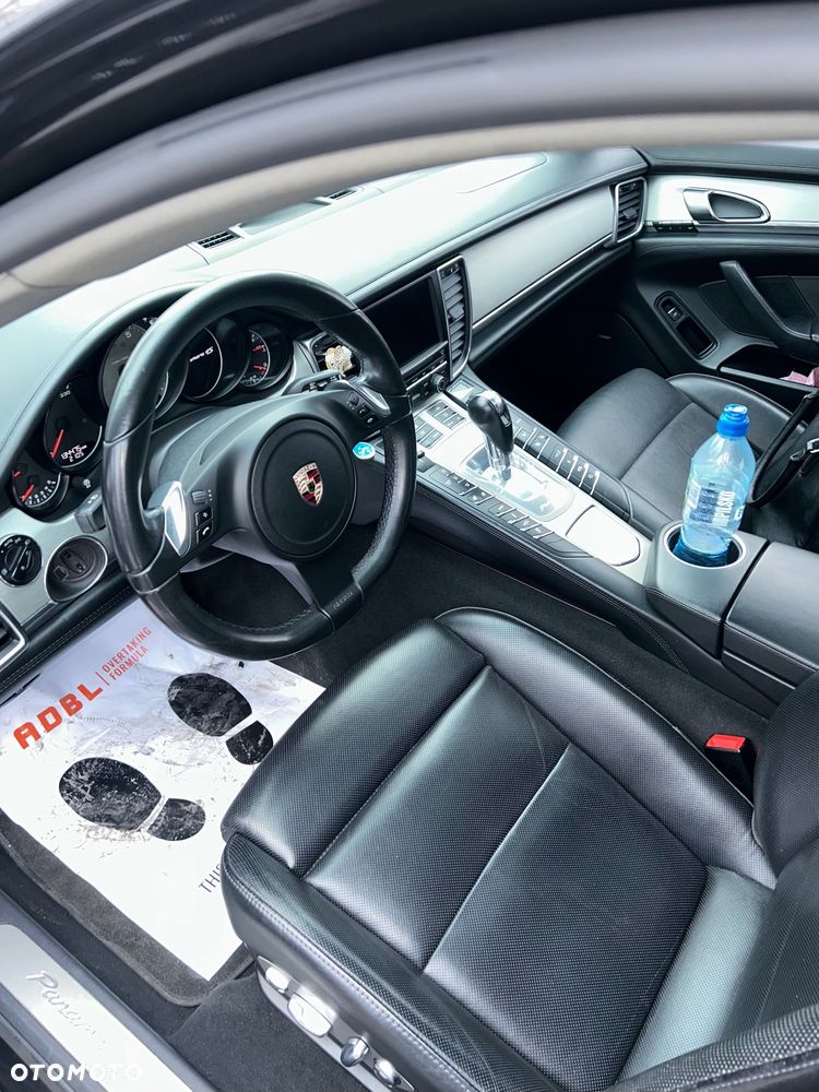 Porsche Panamera 4S PDK - 5