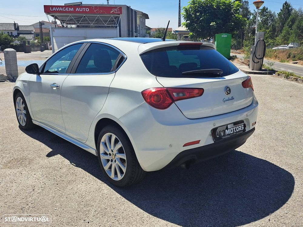 Alfa Romeo Giulietta 1.6 JTDM Distinctive - 13