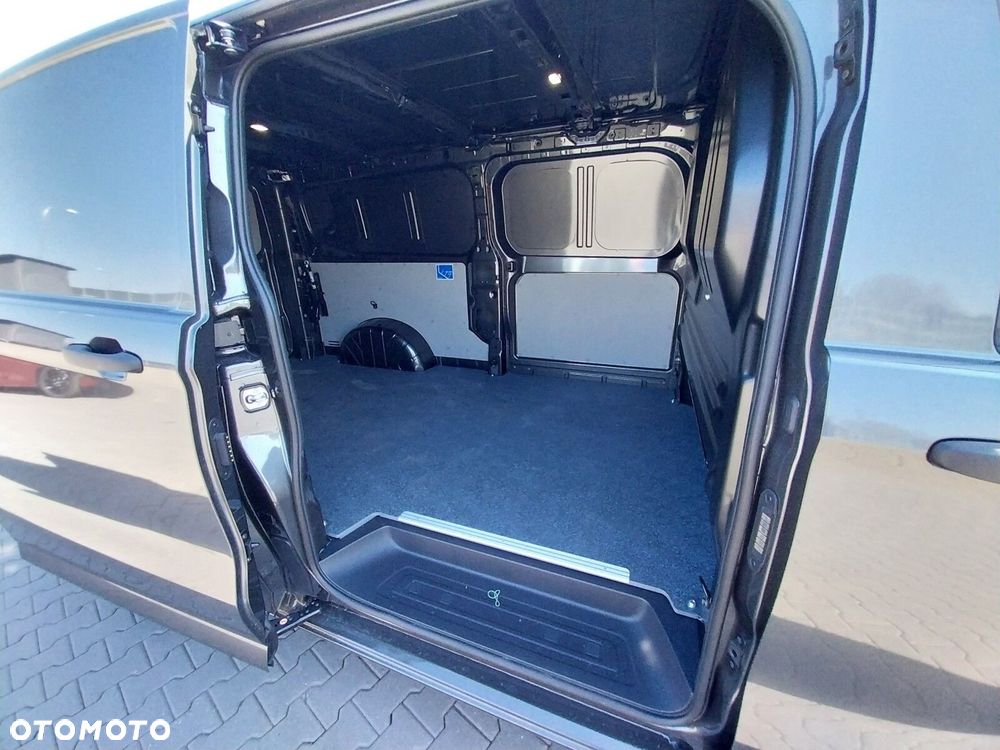 Volkswagen Transporter Transporter Furgon silnik: 2,0 l TDI 150 KM / skrzynia biegów: 6-biegowa manualna rozstaw osi: 3500 mm - 7