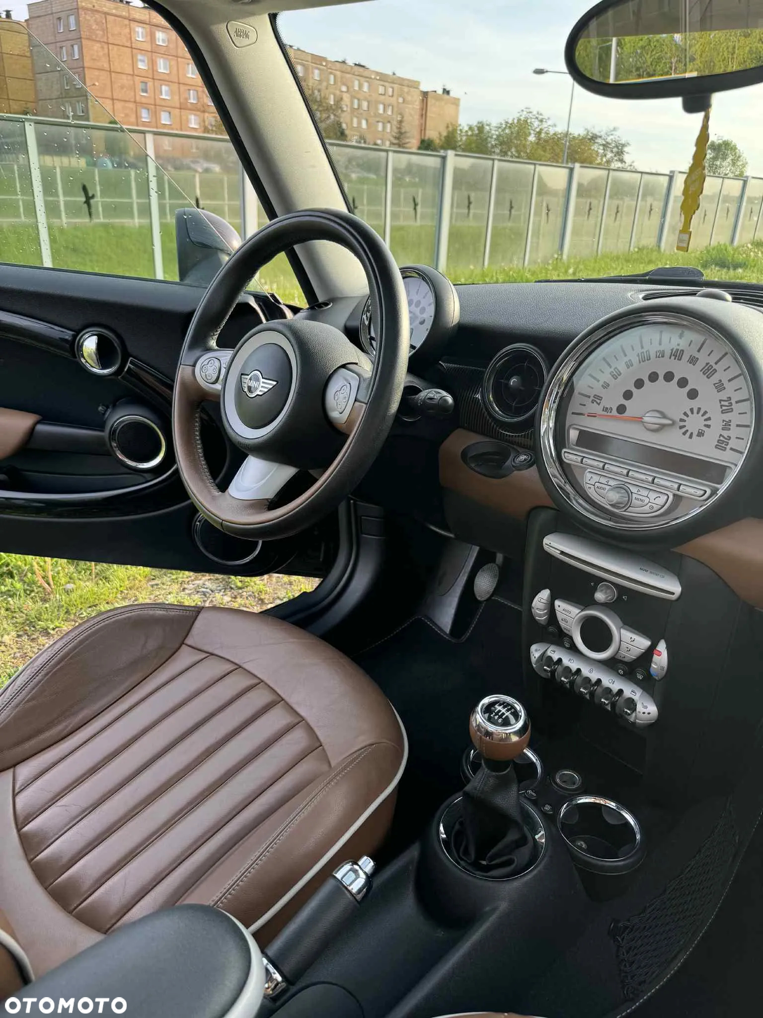 MINI Cooper 50 Mayfair - 18