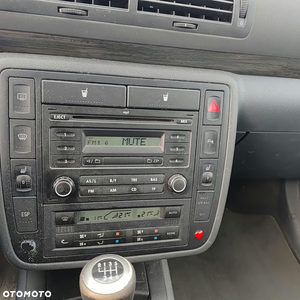 Seat Alhambra 2006 photo 4