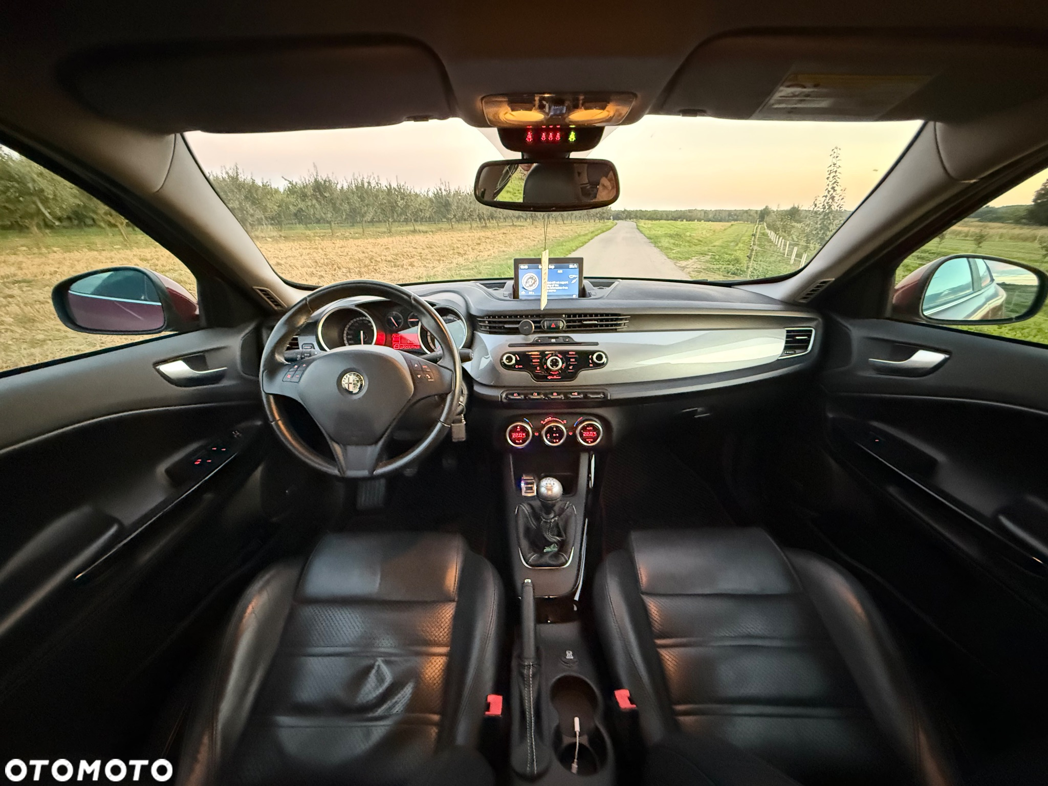 Alfa Romeo Giulietta 2.0 JTDM Distinctive - 11