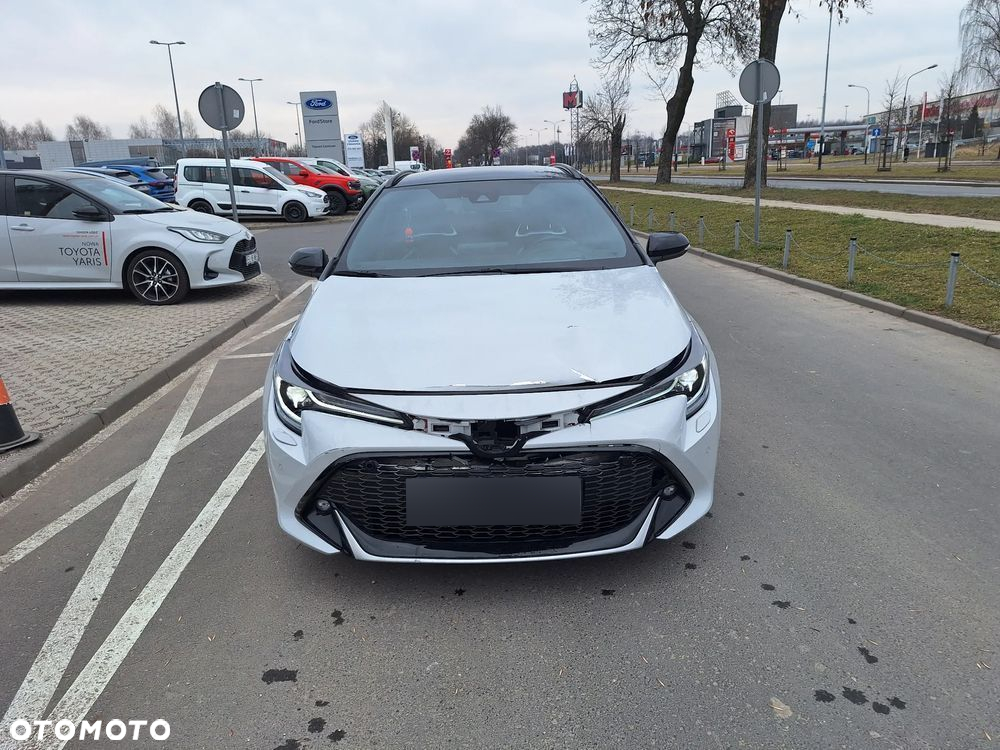 Toyota Corolla - 4