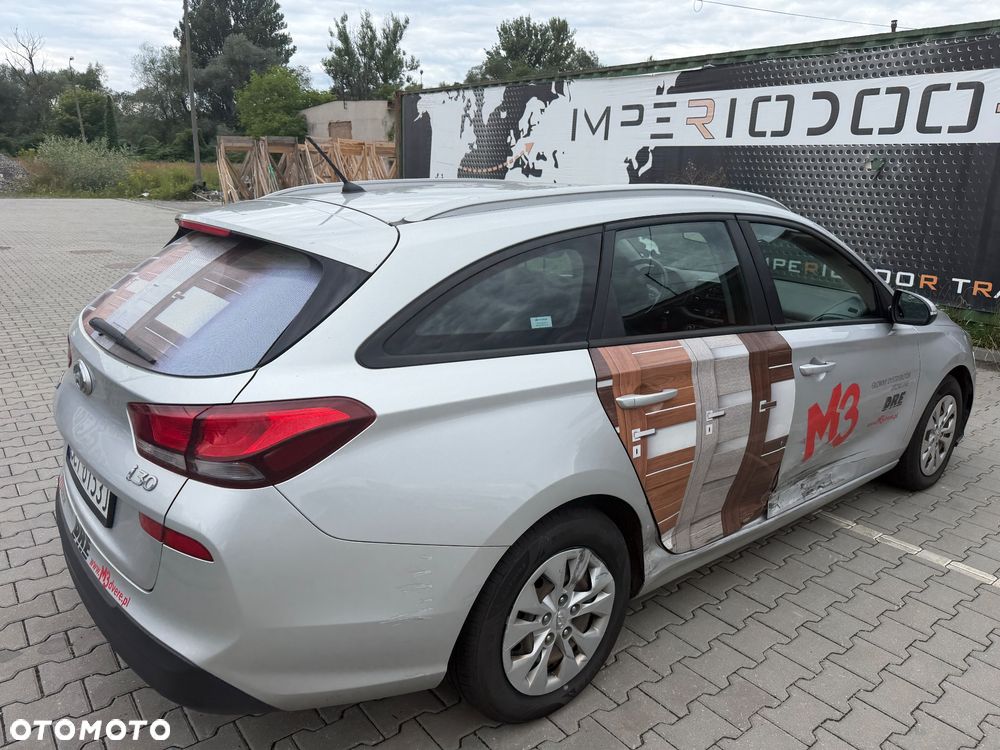 Hyundai i30 1.6 D Comfort - 4