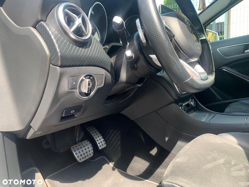 Mercedes-Benz Klasa A 180 CDI 7G-DCT AMG Line - 6