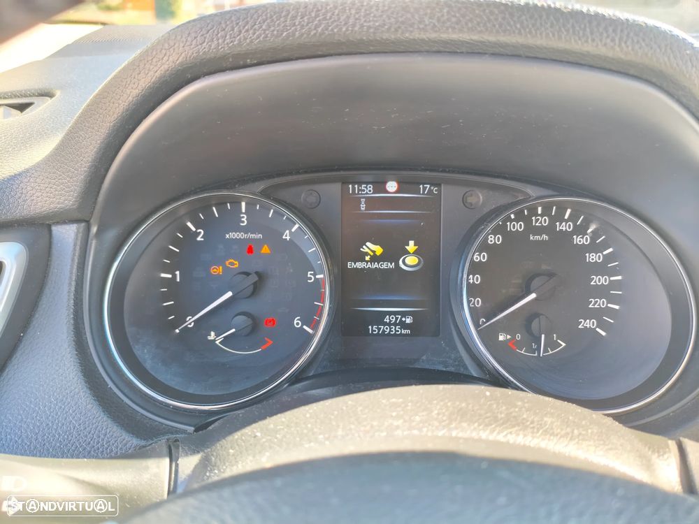 Nissan Qashqai 1.5 dCi N-Connecta - 10