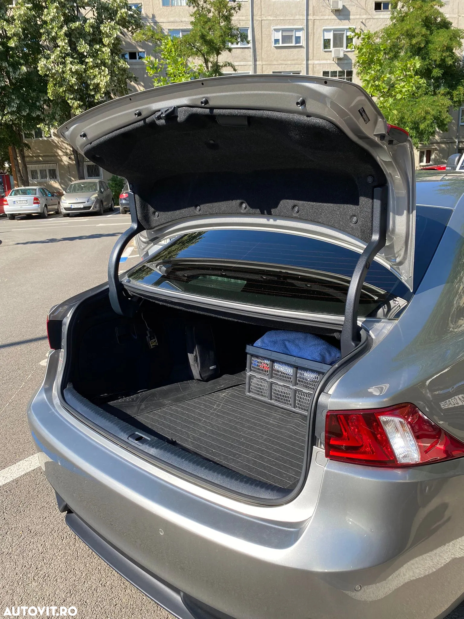 Lexus Seria IS 300h Aut. Executive - 10
