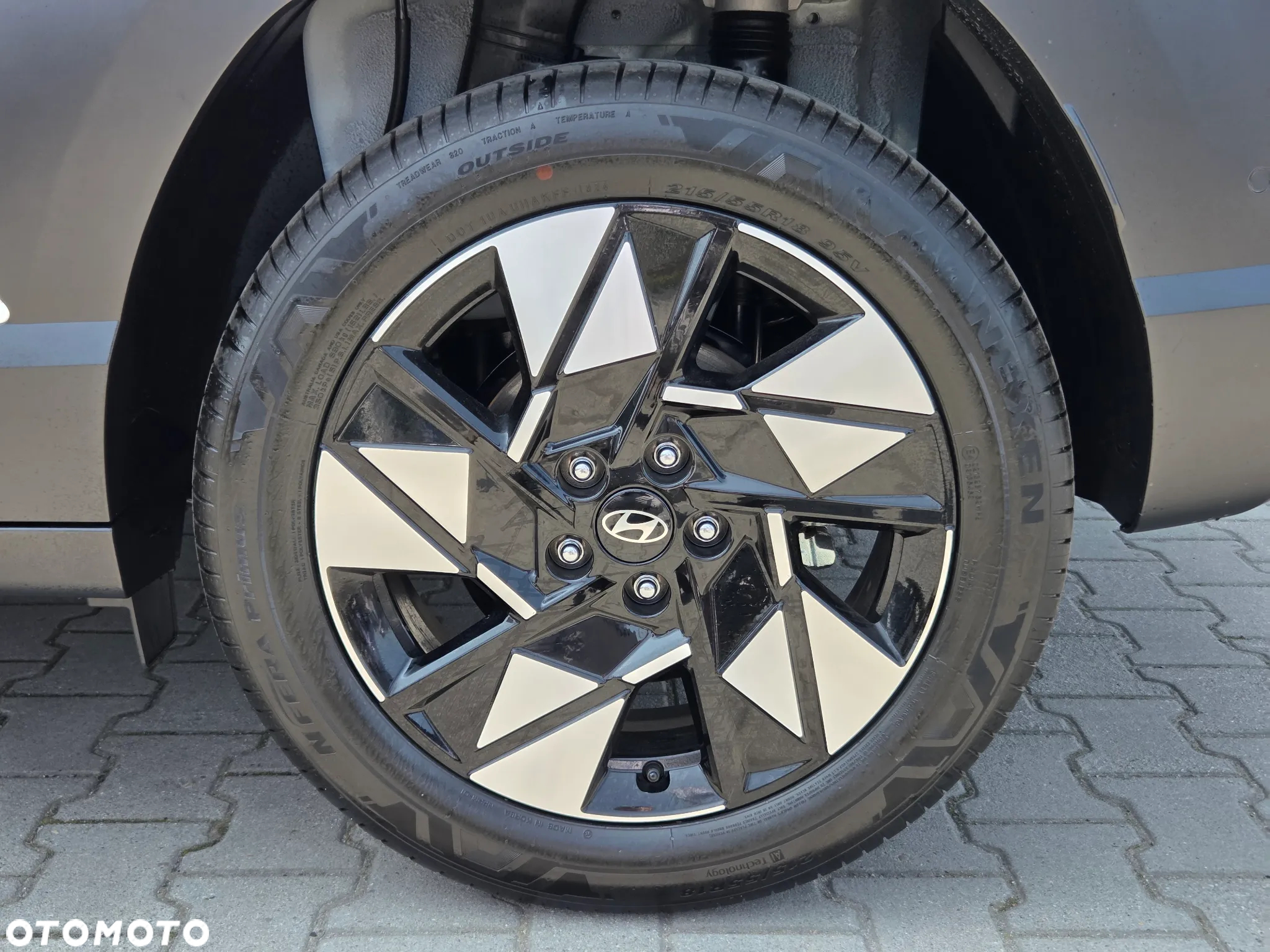 Hyundai Kona 1.6 GDI Hybrid Executive DCT - 24