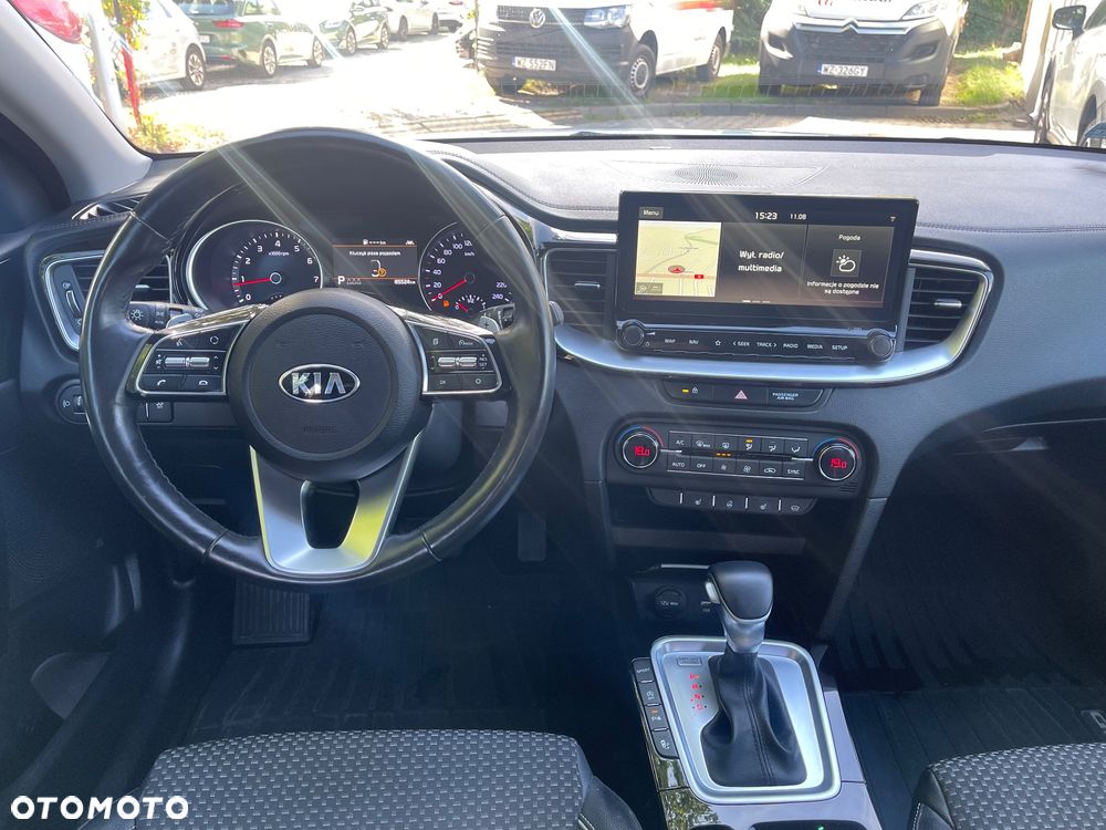 Kia XCeed 1.6 T-GDI L Business Line DCT - 14