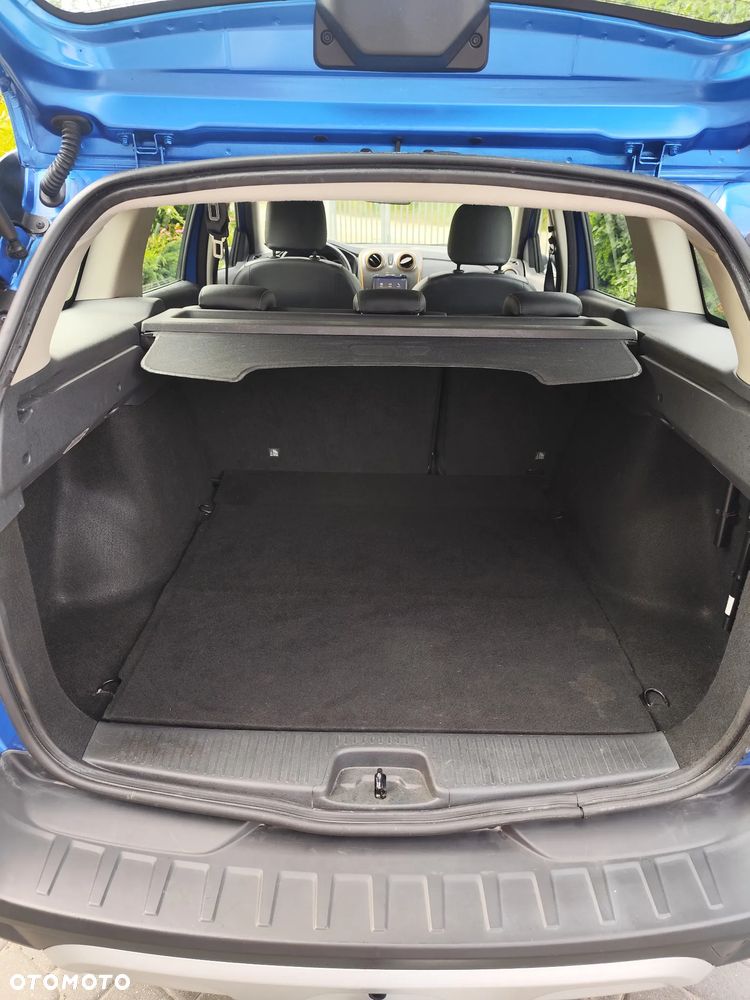 Dacia Logan TCe 90 (S&S) Stepway - 13